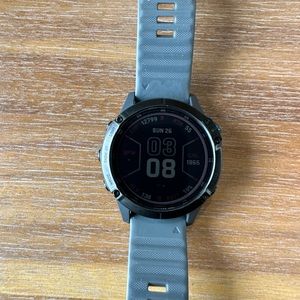 Selling my Garmin Fenix 6 Pro Solar*, in fantastic condition.